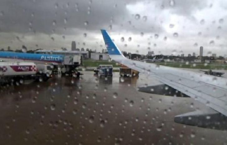 los problemas fueron con las personas que arribaban al aeropuerto.