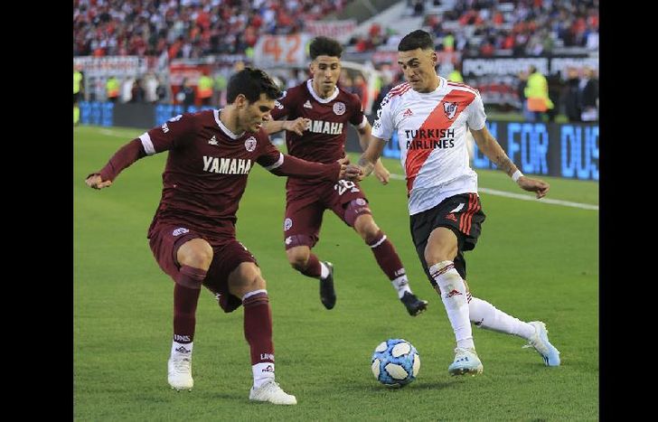 Lanús está golpeado por la dura derrota ante River.