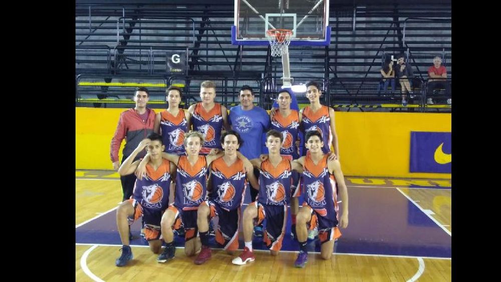 A fuerza de sacrificio, Gimnasia y Esgrima se codea con los poderosos
