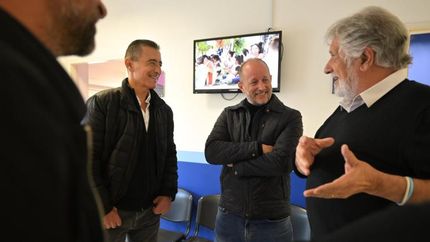 Martín compartió una tarde con jóvenes, vecinos y vecinas.