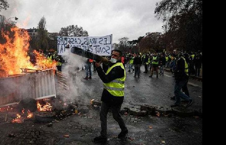 Alrededor de 89 mil efectivos se movilizaron por todo el país para frenar la violencia.