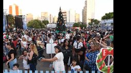 el paseo navideño ya recibió a miles de vecinos.