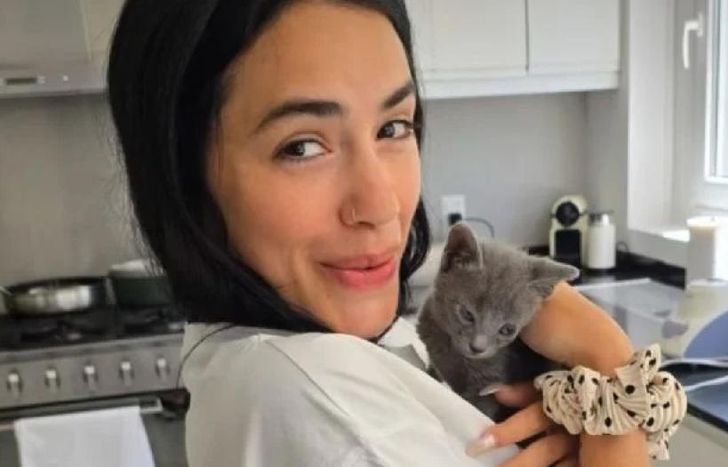 Lali Espósito y su gato Esteban.