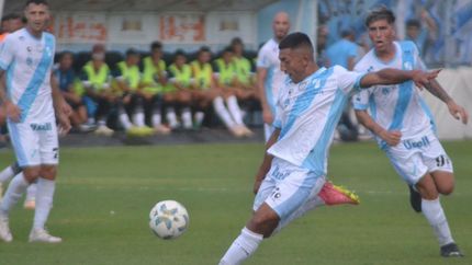 El Celeste no logró hacer pie en el Alfredo Beranger. El Celeste no logró hacer pie en el Alfredo Beranger.