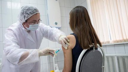 El personal de salud será el primero en recibir las dosis.
