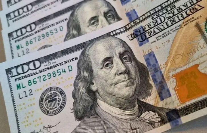 El dólar rozaría los $2.000 hacia el cierre del ejercicio 2026 en un escenario pesimista.
