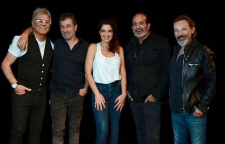 una comedia de desencuentros.