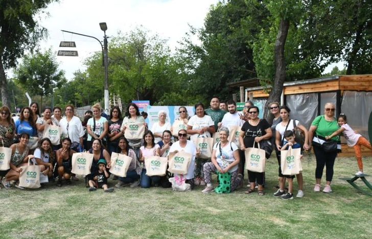 El encuentro de la red de soberanía alimentaria se hizo en el Parque de Lomas.