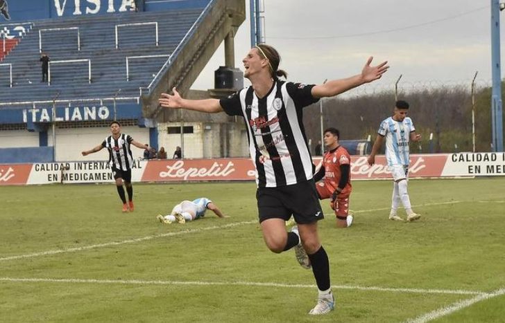 Viene de jugar en Fenix.