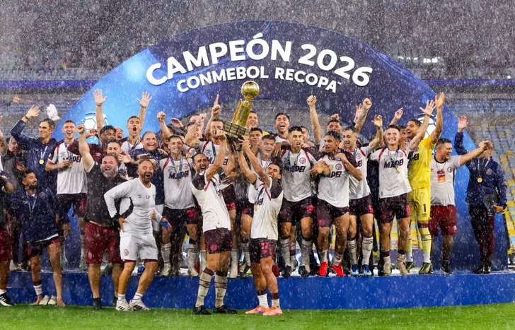 Lanús iniciará su camino en Brasil.