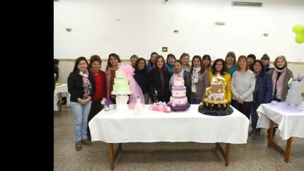 con todas las participantes que hicieron posible la muestra.