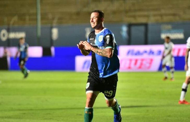 Pons, por duplicado, puso en ventaja al Taladro.