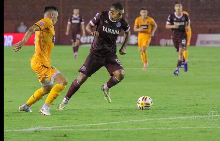 Sand, en el final, puso el 2-0 y cerró la historia.