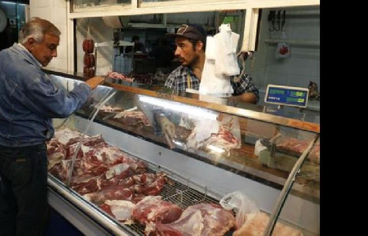 Cada vez menos familias acceden a los alimentos básicos.