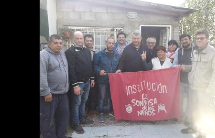 el vínculo entre ambas entidades se formó en una entrega de distinción del Municipio.