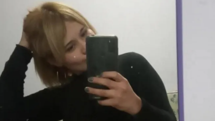 La víctima fue encontrada gravemente herida en un terreno baldío de Florencio Varela.