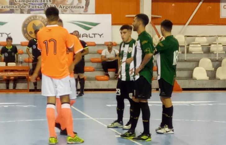 Banfield cayó en su visita a Villa La Ñata.