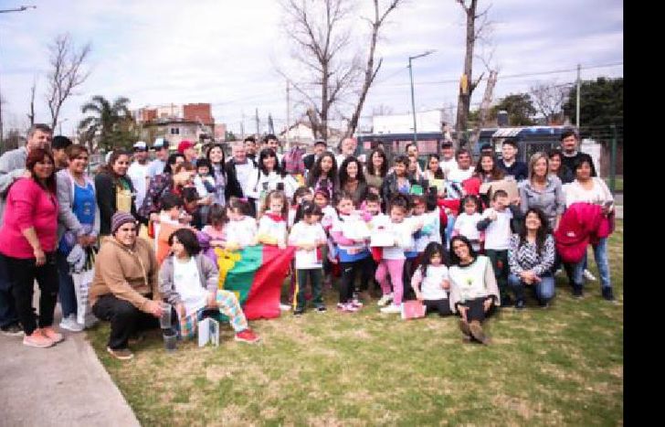 La organización está formada por voluntarios preocupados por el calentamiento global y la deforestación masiva.