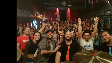 es la tercera vez que van a tocar en el teatro de temperley.