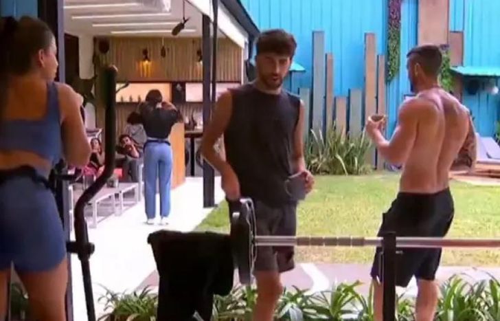 Picante charla en Gran Hermano.