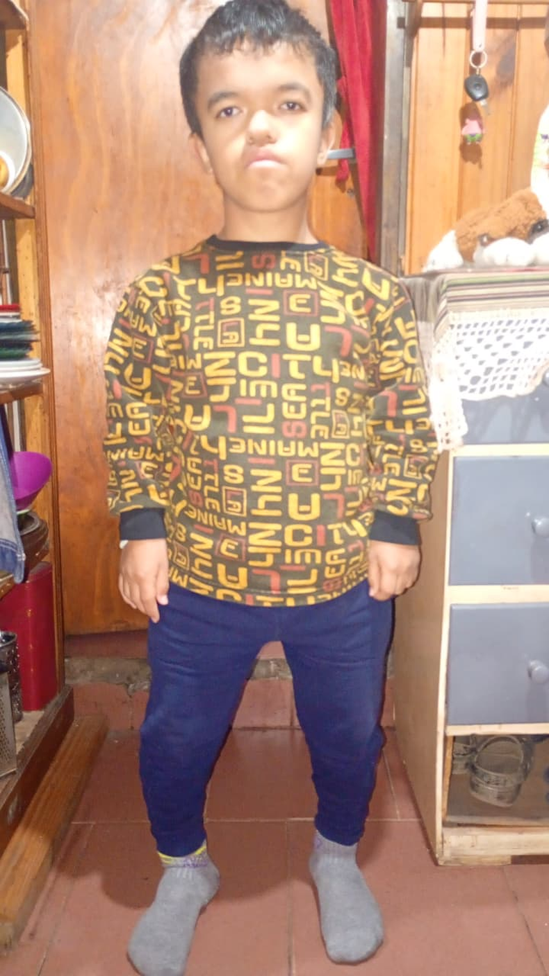 Jonás tiene 15 años y debe operarse.