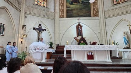 La parroquia de estilo neogótico tiene 80 años de historia.