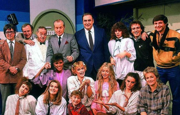 Mesa de noticias, un clásico ochentoso.