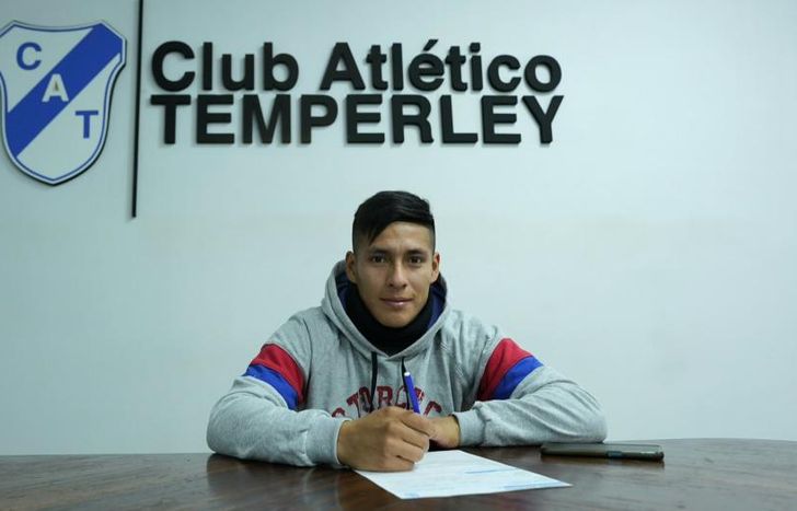Jonathan Maza se sumó a Temperley.