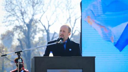 El Intendente de Lomas, al Ejecutivo provincial.