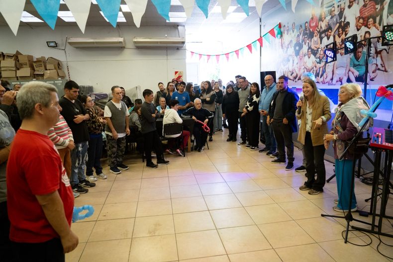 El nuevo Centro de Día funciona de lunes a viernes, de 14 a 18, en la calle Entre Ríos 1060.