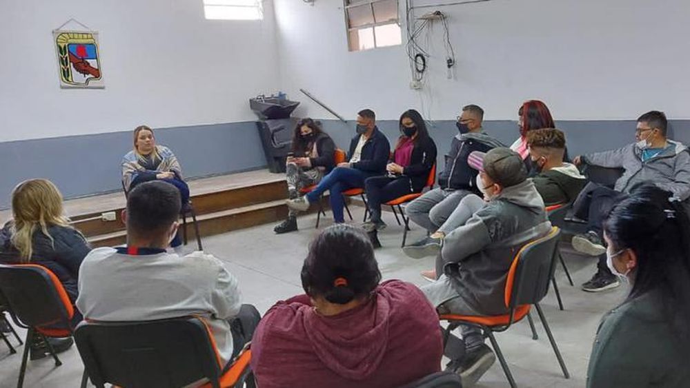 Los profesores de los talleres reunidos en Budge.