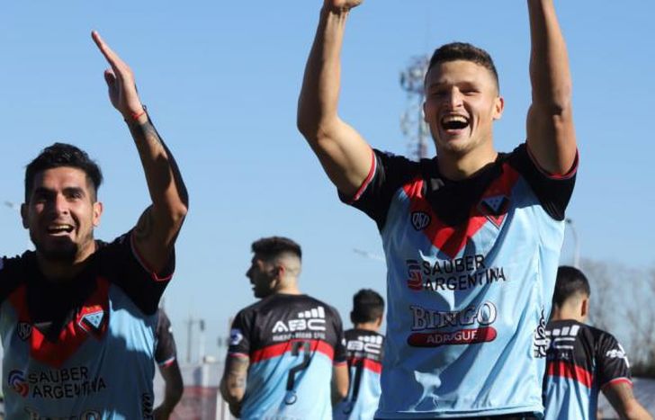 Bruera abrió el marcador para Brown ante Barracas.