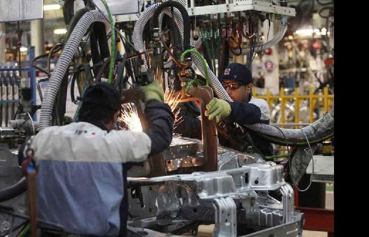 El segmento automotriz permanece con muchas plantas paradas.