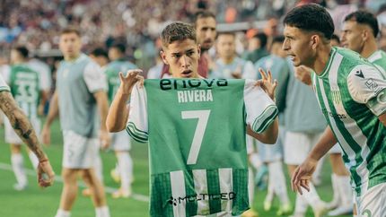 Rivera clavó la igualdad en el Clásico del Sur. Rivera clavó la igualdad en el Clásico del Sur.
