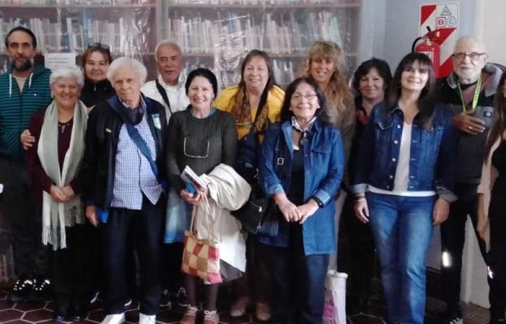 La biblioteca sigue llevando a cabo actividades en Lomas.