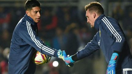 Andrada y Armani, los mejores locales, pelearán por el arco.