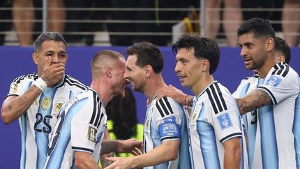 Lionel Messi volvió a convertir en el Mundial.