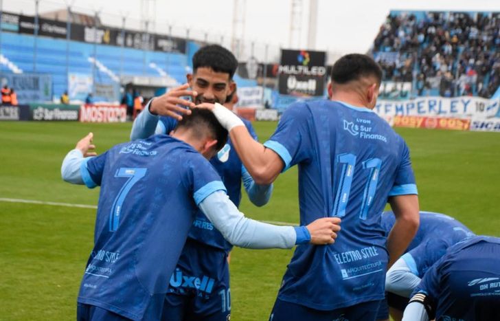 El Gasolero logró un triunfo resonante en la lucha por el ascenso.