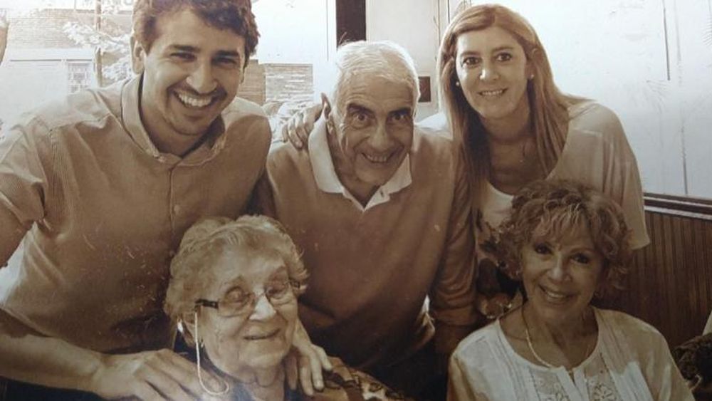 Pepa junto a algunos de sus familiares.