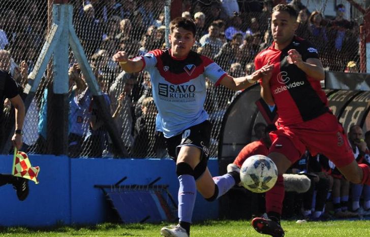 Brown de Adrogué la pasó mal y perdió ante Colón.