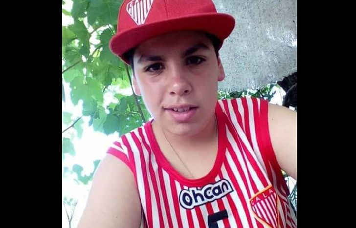 El joven cursaba 5° año en la Secundaria N°7 de Parque Roma, era hincha de Los Andes y jugador de rugby en Defensores de Glew.