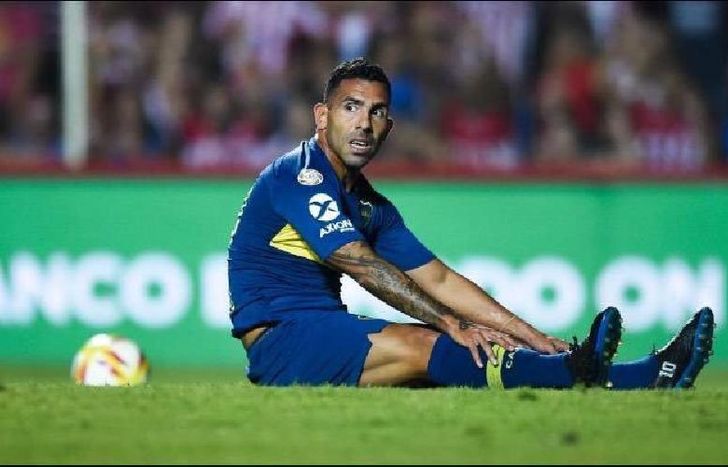 Tevez se lesionó en medio de los rumores de su salida.