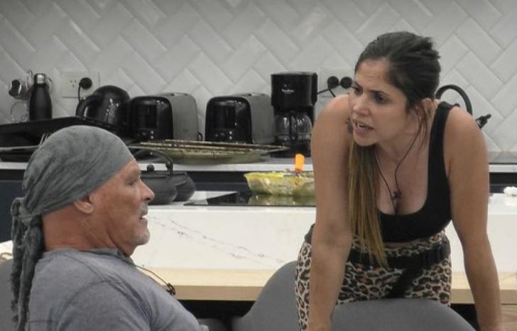 Fuerte cruce por un chocolate.