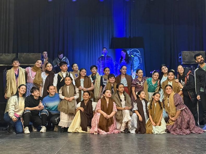 El Ballet La Patriada reúne a bailarines de distintas edades en sus diversas categorías