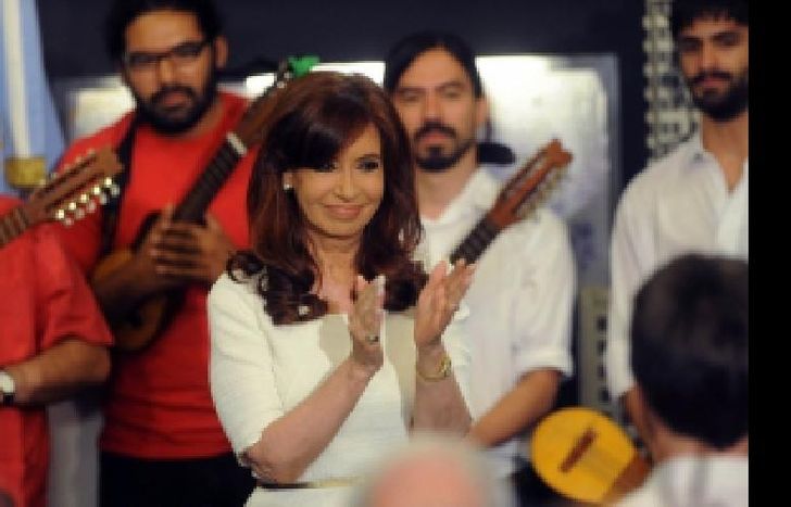13-12-2014_buenos_aires_la_presidenta_cristina