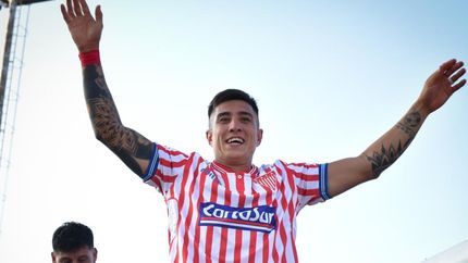 Fernández Colombo sigue dos años más en Los Andes. Fernández Colombo sigue dos años más en Los Andes.