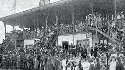 El éxito del hipódromo. Una imagen vale más que mil palabras. El éxito del hipódromo. Una imagen vale más que mil palabras.