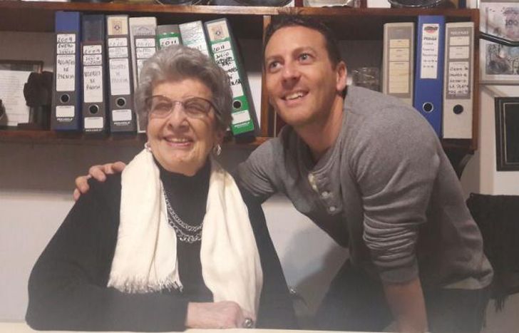 La relación con mi abuela es espectacular y muy linda.