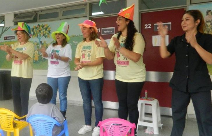 Comenzó contando cuentos la creadora de la agrupación y actualmente hay 30 narradoras.