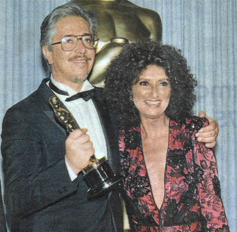 Luis Puenzo y Norma Aleandro, en los premios Oscar por la película La Historia Oficial. 
